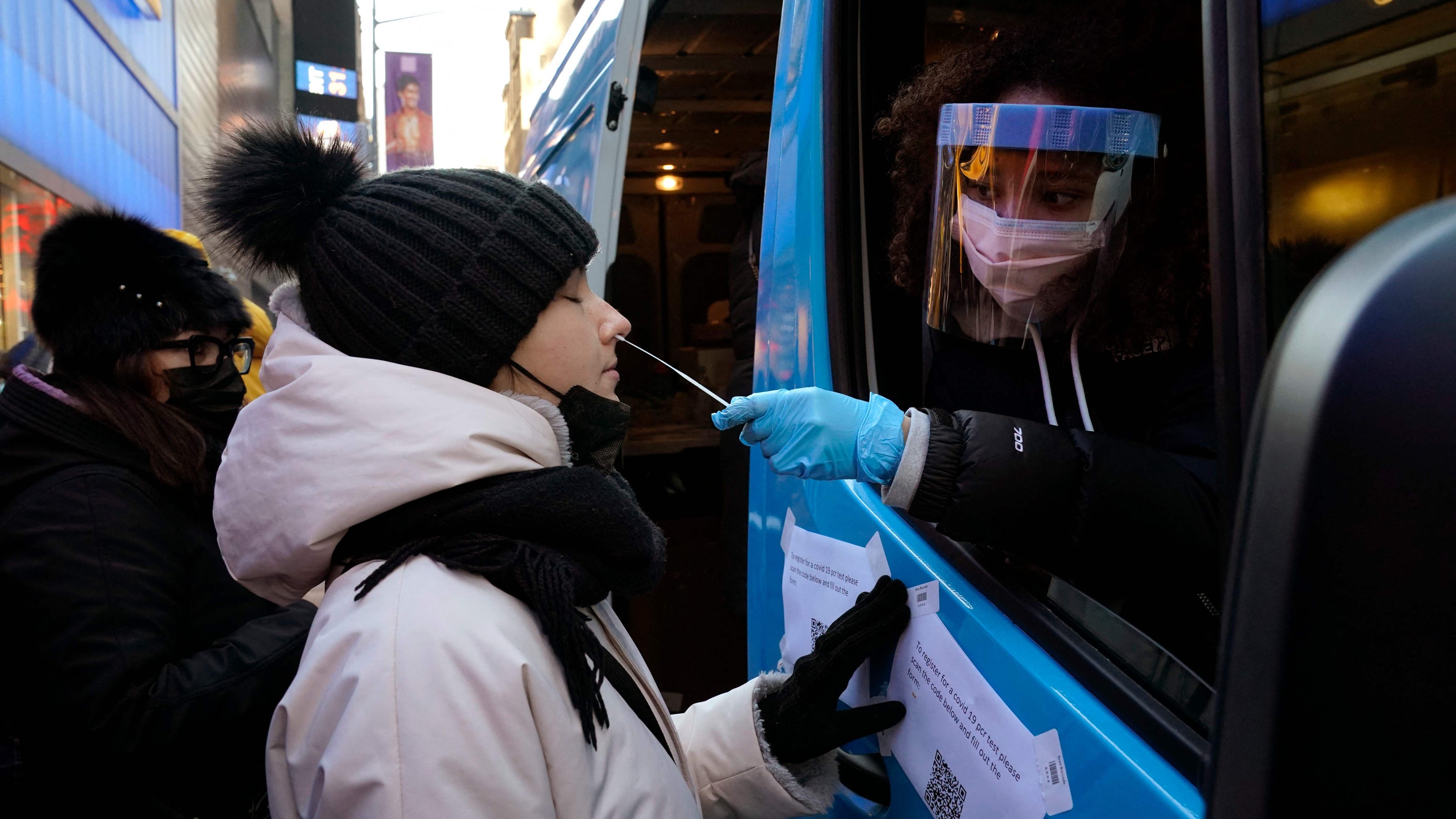 Positive COVID test? Guidelines for symptoms, self-tests, quarantine