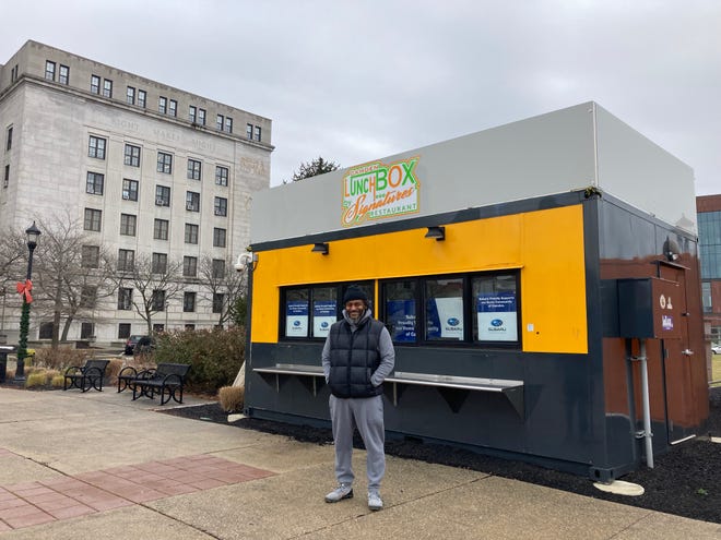 Chef Darrell Gaffin is lending his recipes and expertise to a the Camden Lunchbox.  The kiosk outside Camden's City Hall will serve soups, sandwiches, snacks and smoothies to take out or eat in the park.