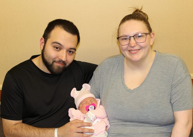 CCM Health's New Year's Baby for 2022 is baby girl Rosa Marie Luna. Rosa was born January 4, at 3:35 p.m., weighing 8 lbs, 11.5 oz and measured 21 inches long. Rosa is pictured here with proud parents Felicity Schuneman and Alex Luna.