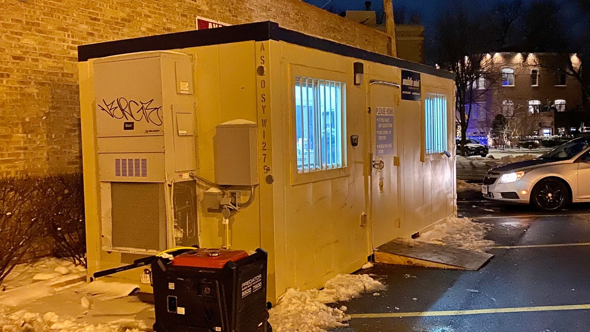 A "Center for COVID Control" testing site can be seen on Chicago's North Side on Sunday, Jan. 2, 2022.