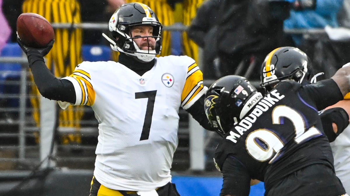 Steelers quarterback Ben Roethlisberger played his final game Sunday.