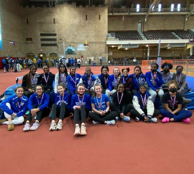 Union Catholic girls captured the Union County Relay title for the eighth straight time on Saturday, Jan. 8.