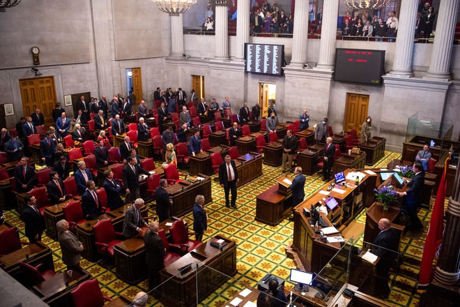 Senate passes critical race theory bill targeted at Tennessee colleges Senate passes critical race theory bill targeted at Tennessee colleges