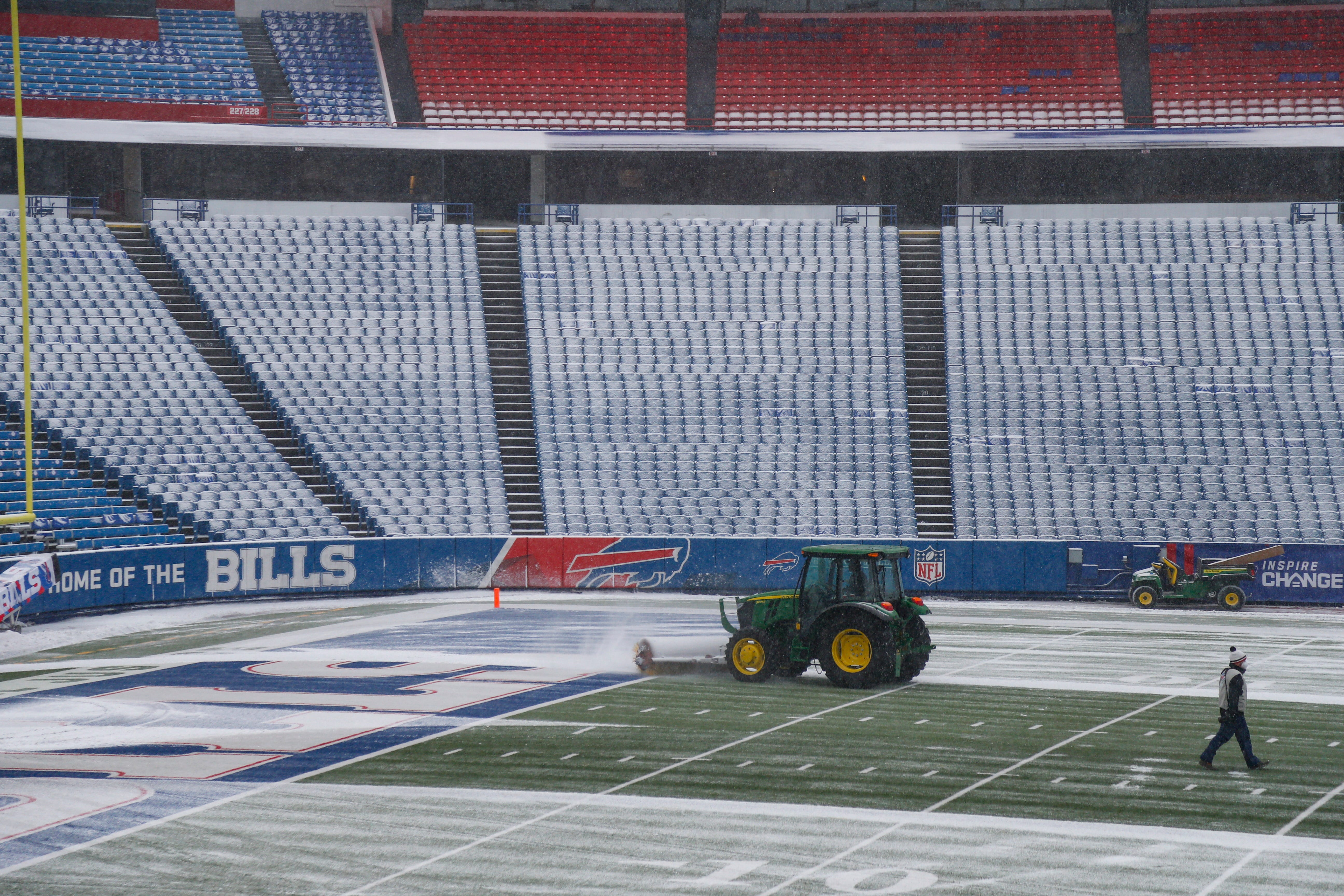 Bills game Saturday may be the second coldest in team history. Here are the 3 chilliest. thumbnail
