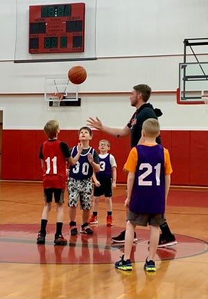 The 2021-22 Honesdale Biddy Basketball Association season is now officially underway. Week One Junior Division action went off without a hitch with four exciting games played at the Lakeside Elementary School gymnasium.