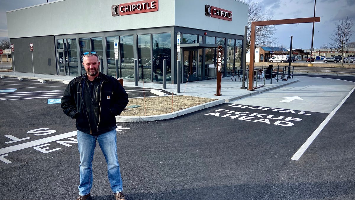 Will you try the Chipotlane? Fall River Chipotle Mexican Grill nearly ready to roll