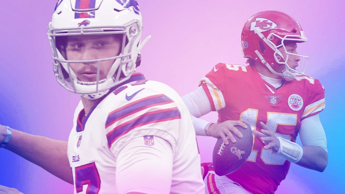 Bills QB Josh Allen and Chiefs counterpart Patrick Mahomes (15) will meet in postseason for the second straight year.