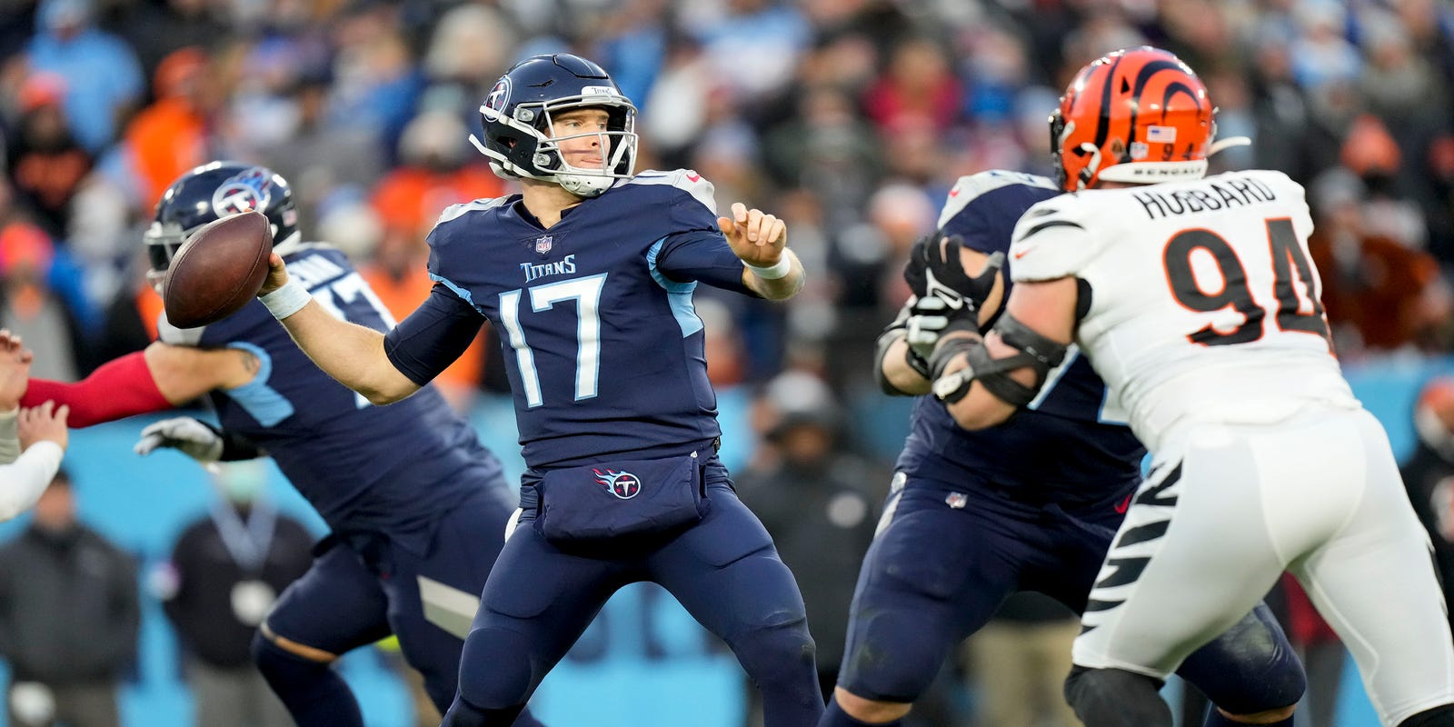 Tennessee Titans QB Ryan Tannehill wastes 2nd half scoring opportunity with interception against Bengals