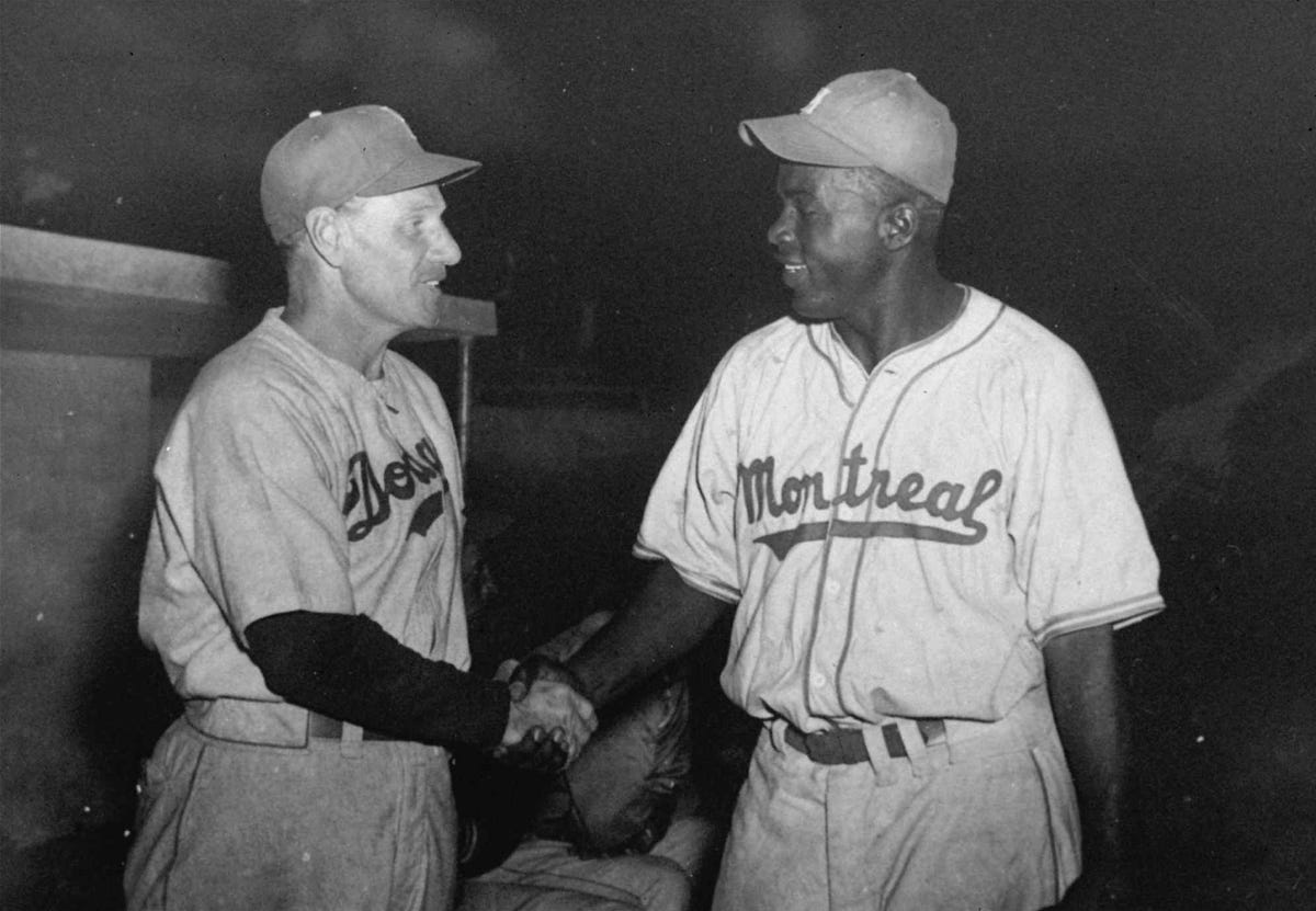 Mannelijkheid gevolgtrekking Integreren Jackie Robinson's 1947 MLB season began with spring training in Cuba