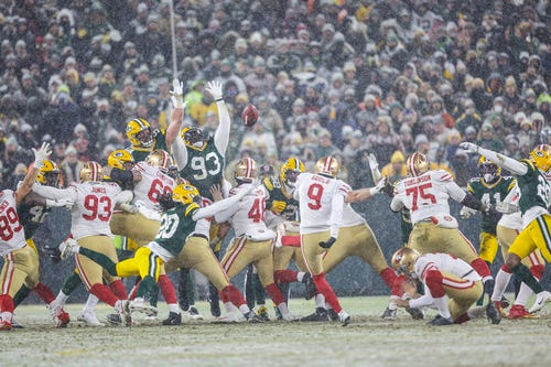 Packers end special teams disaster vs. 49ers with just 10 men on field for final field goal