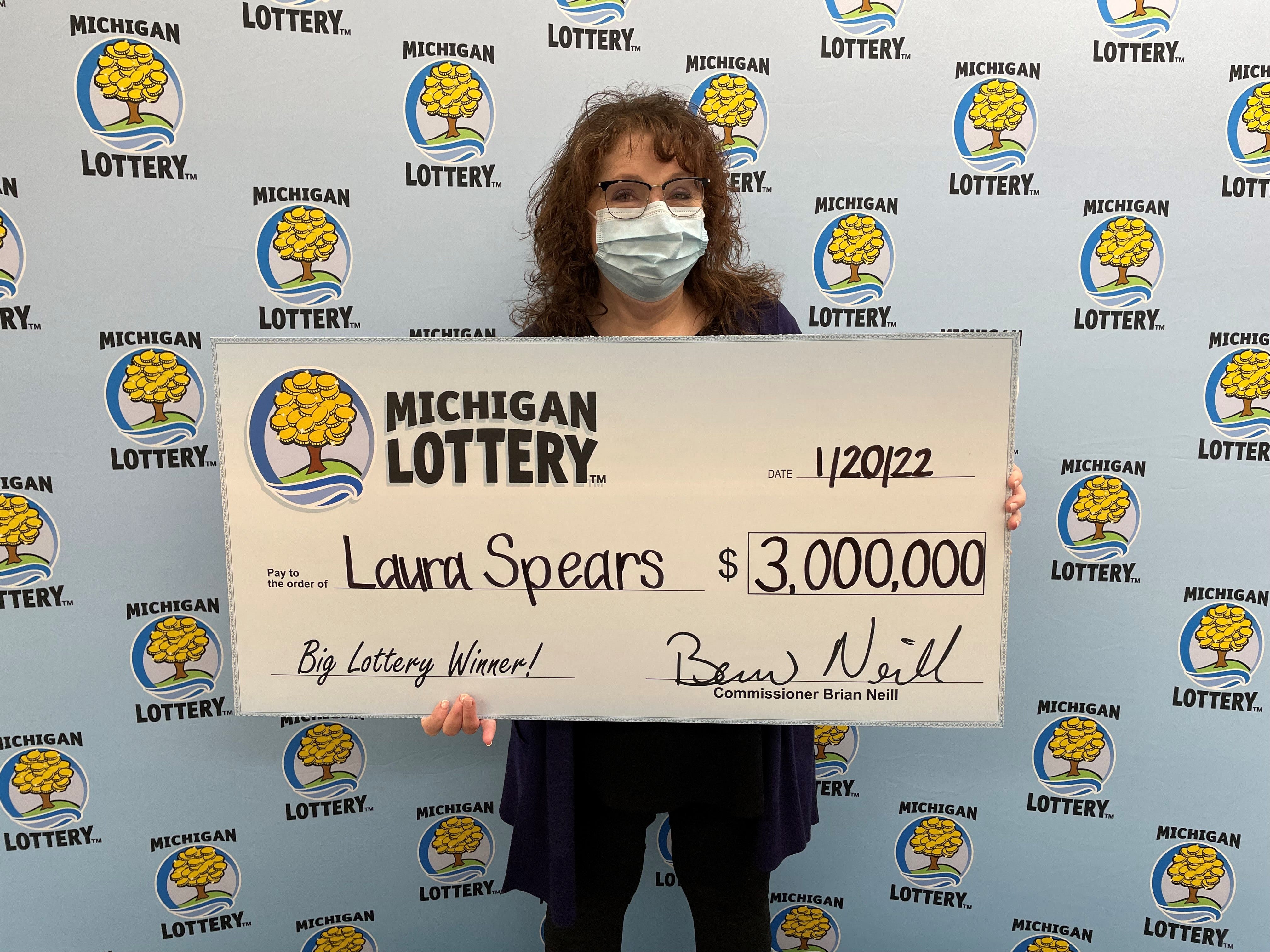 Wanita Oakland County belajar pelajaran M dalam memenangkan hadiah lotre