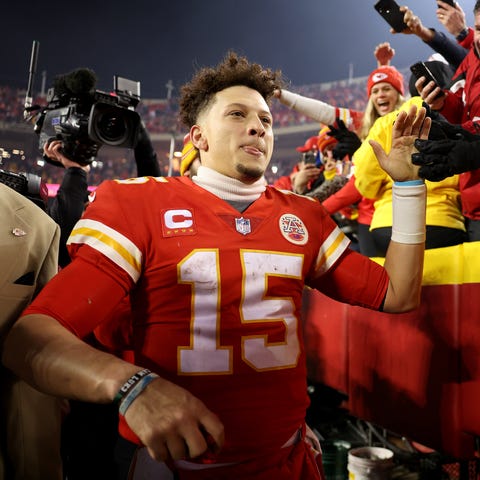 Patrick Mahomes #15 of the Kansas City Chiefs cele