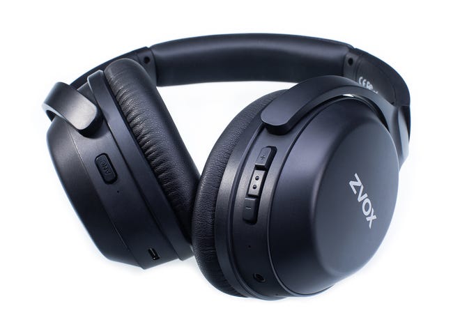 The ZVOX AV52 AccuVoice Noise Cancelling Headphones. (zvox.com/TNS)