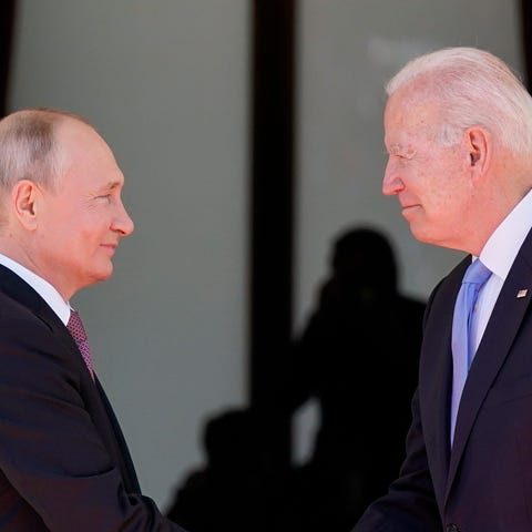 President Joe Biden and Russian President Vladimir