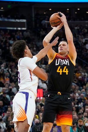 Bisakah Phoenix Suns mendaratkan Bojan Bogdanovic, Jordan Clarkson?