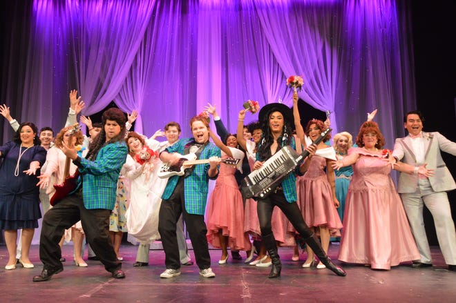 The UTEP Dinner Theatre will present performances of "The Wedding Singer" from Jan. 28 through Feb. 13.