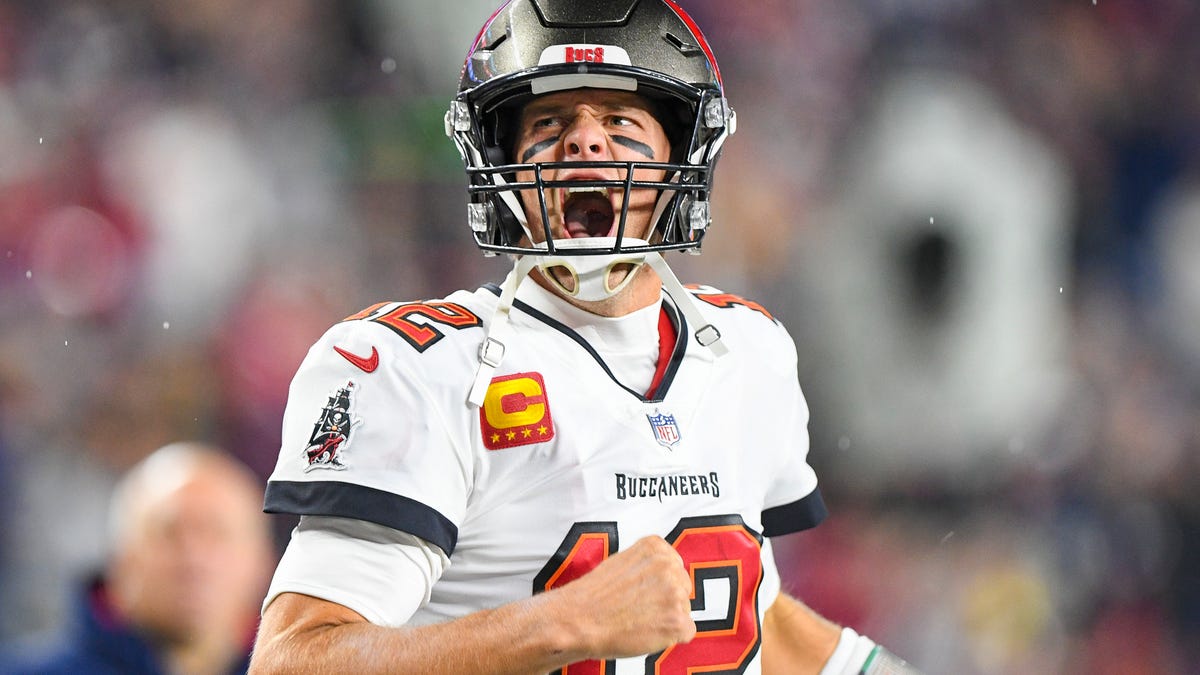 Tom Brady played his only game as a visitor to Gillette Stadium during the 2021 regular season.