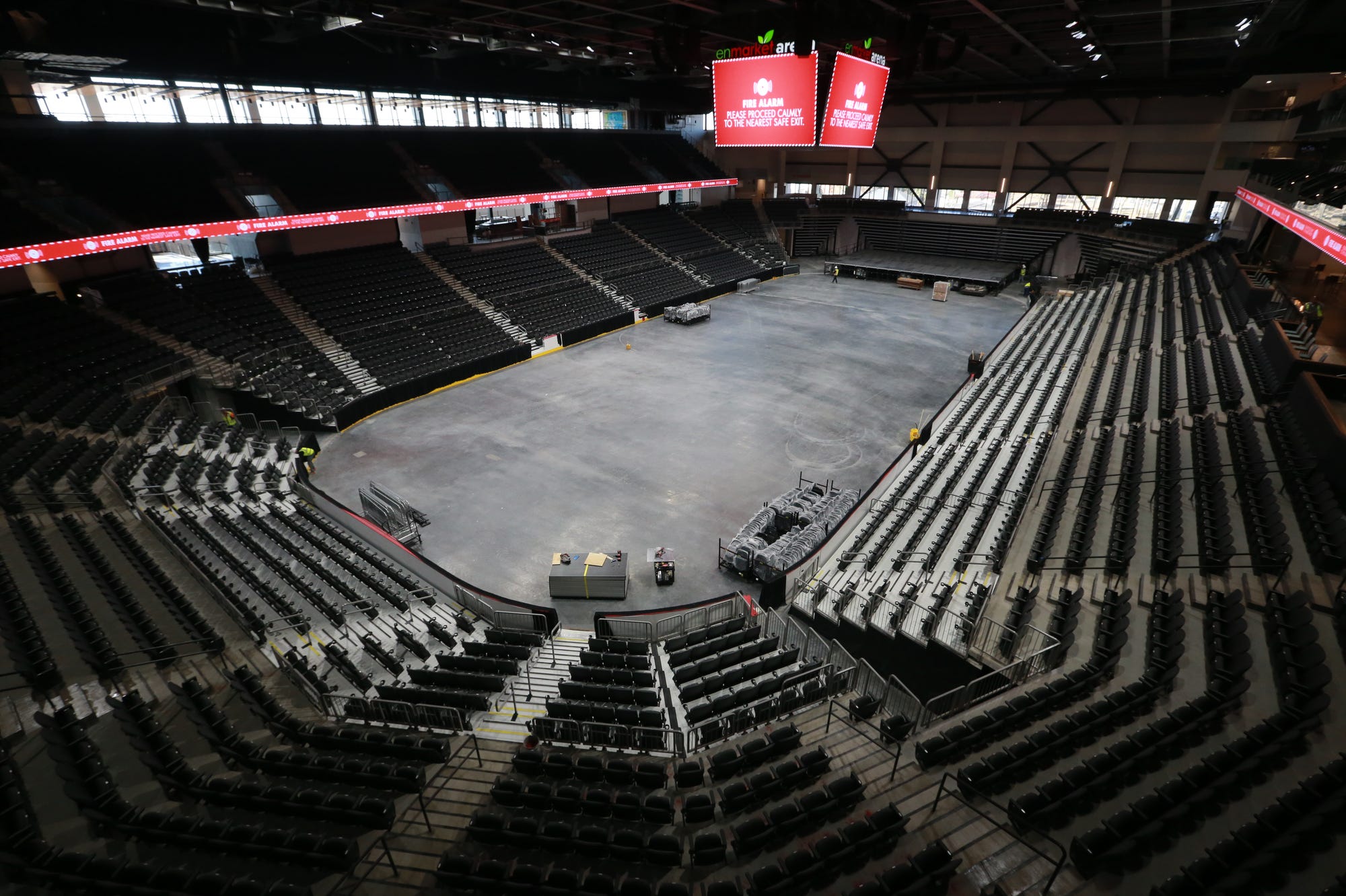 Johnny Mercer Theatre draws performers, despite Enmarket Arena success