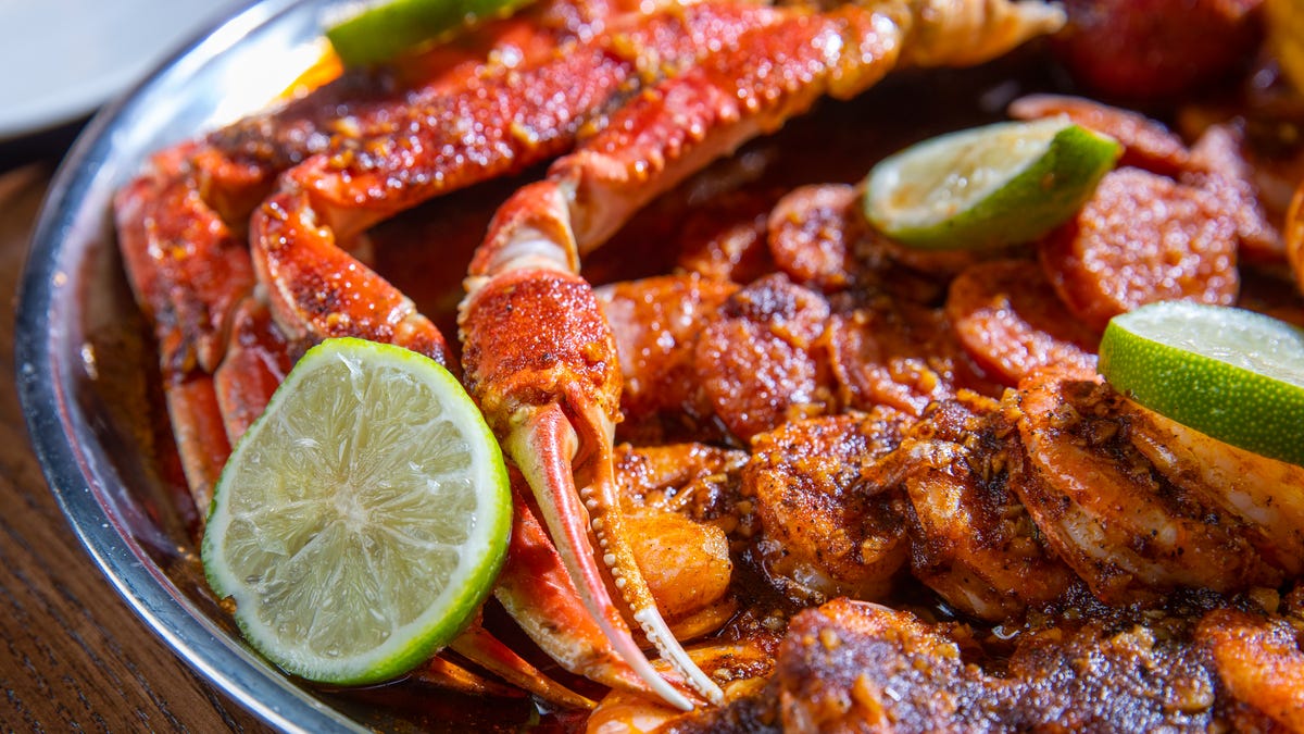 The Juicy Seafood abre su primer restaurante en Panama City Beach