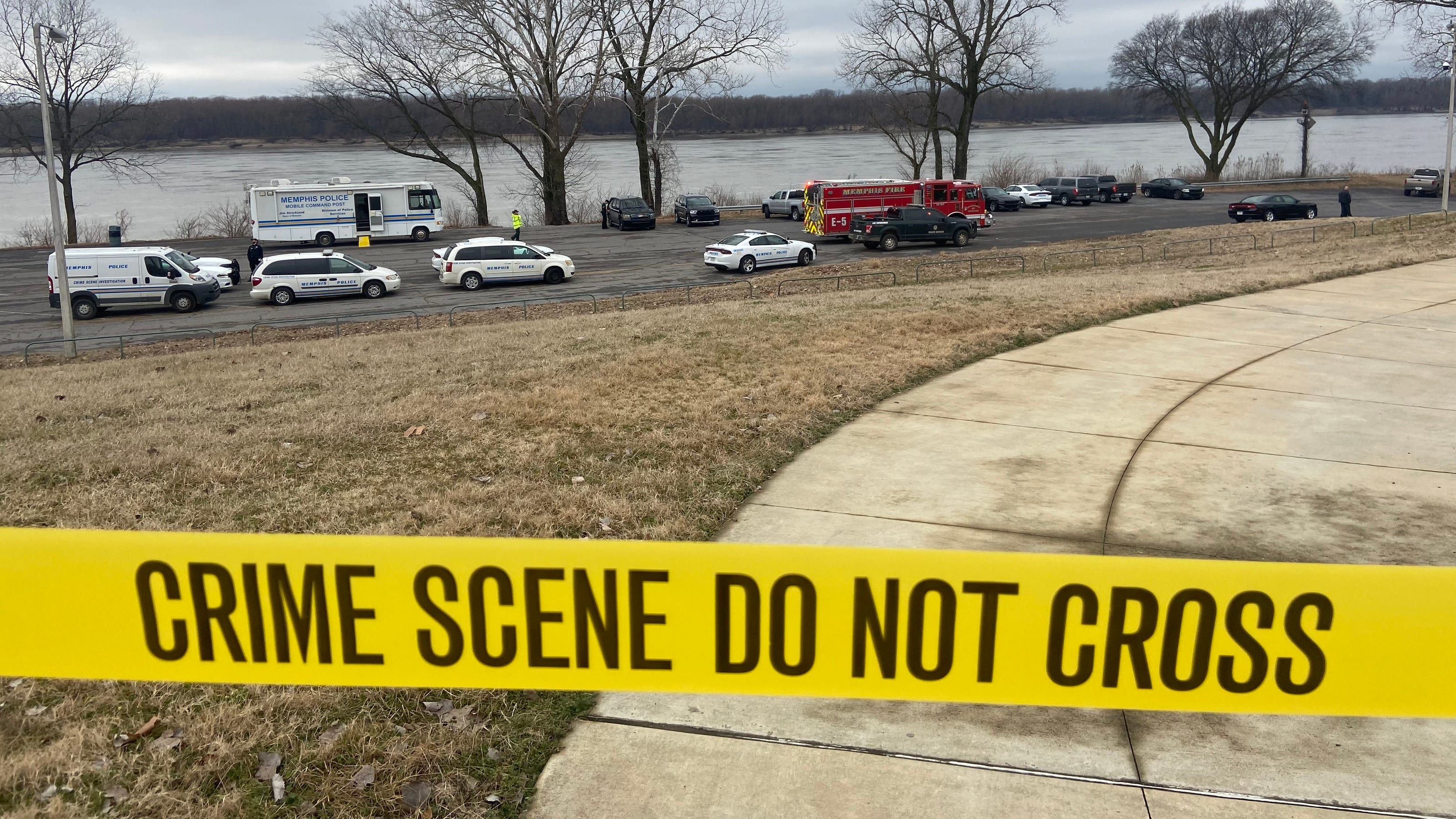 Brandon Isabelle pleads not guilty in deaths of Danielle, Kennedy Hoyle