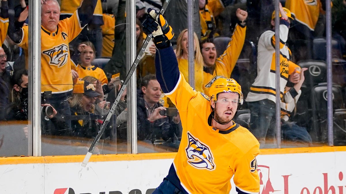 Photos: Photos: Predators vs. Canucks at Bridgestone