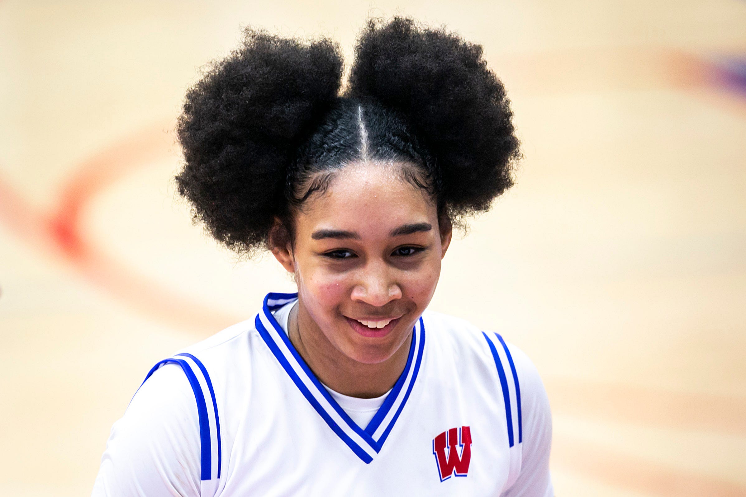 Inside the recruiting of Iowa women's basketball commit Hannah Stuelke