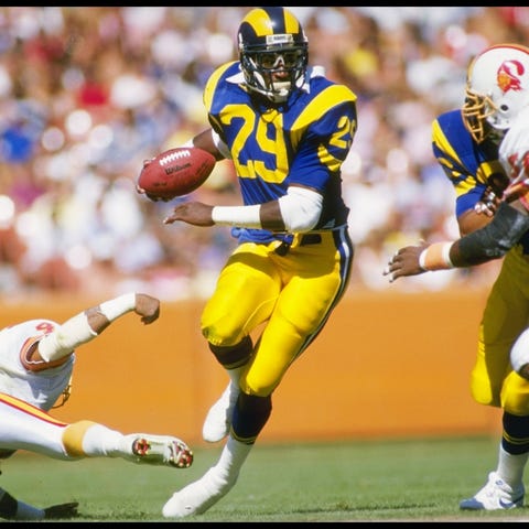 Running back Eric Dickerson of the Los Angeles Ram