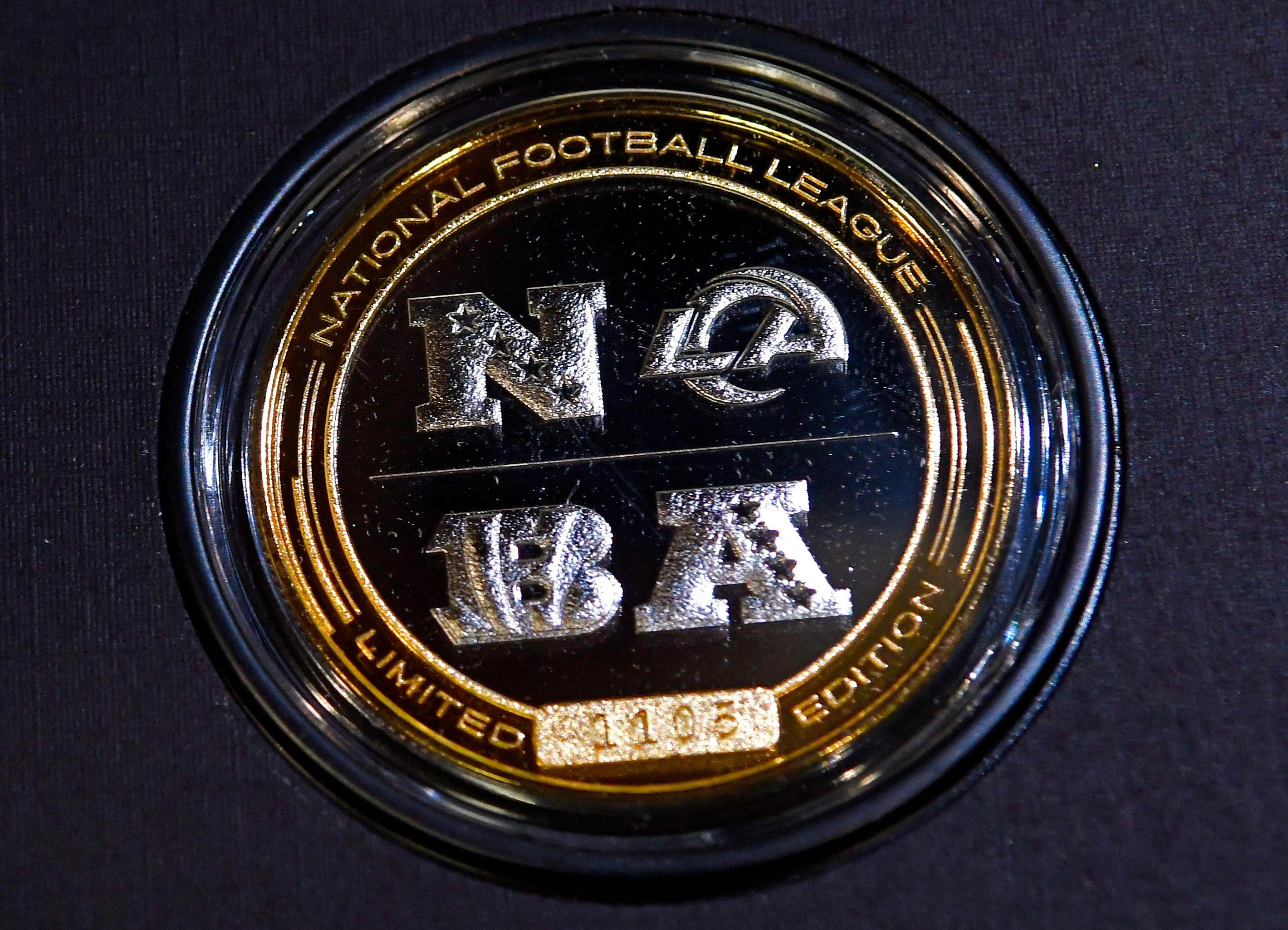 Highmand Mint Super Bowl XLV Packers Steelers Flip Coin # out of 10,000 