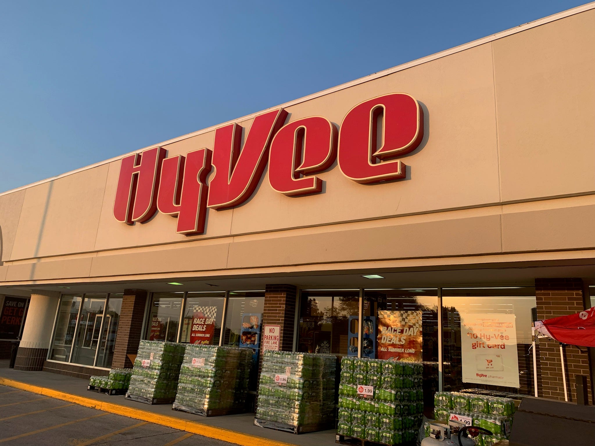 HyVee laid off 57 more employees in corporate offices