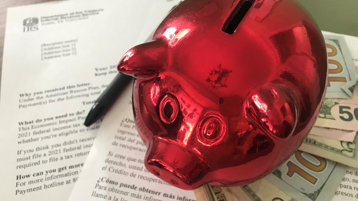 Taxpayers face extra challenges when filing their 2021 tax returns as they deal with tax rules relating to the third round of stimulus payments and six months of advance payments for the child tax credit that took place last year.