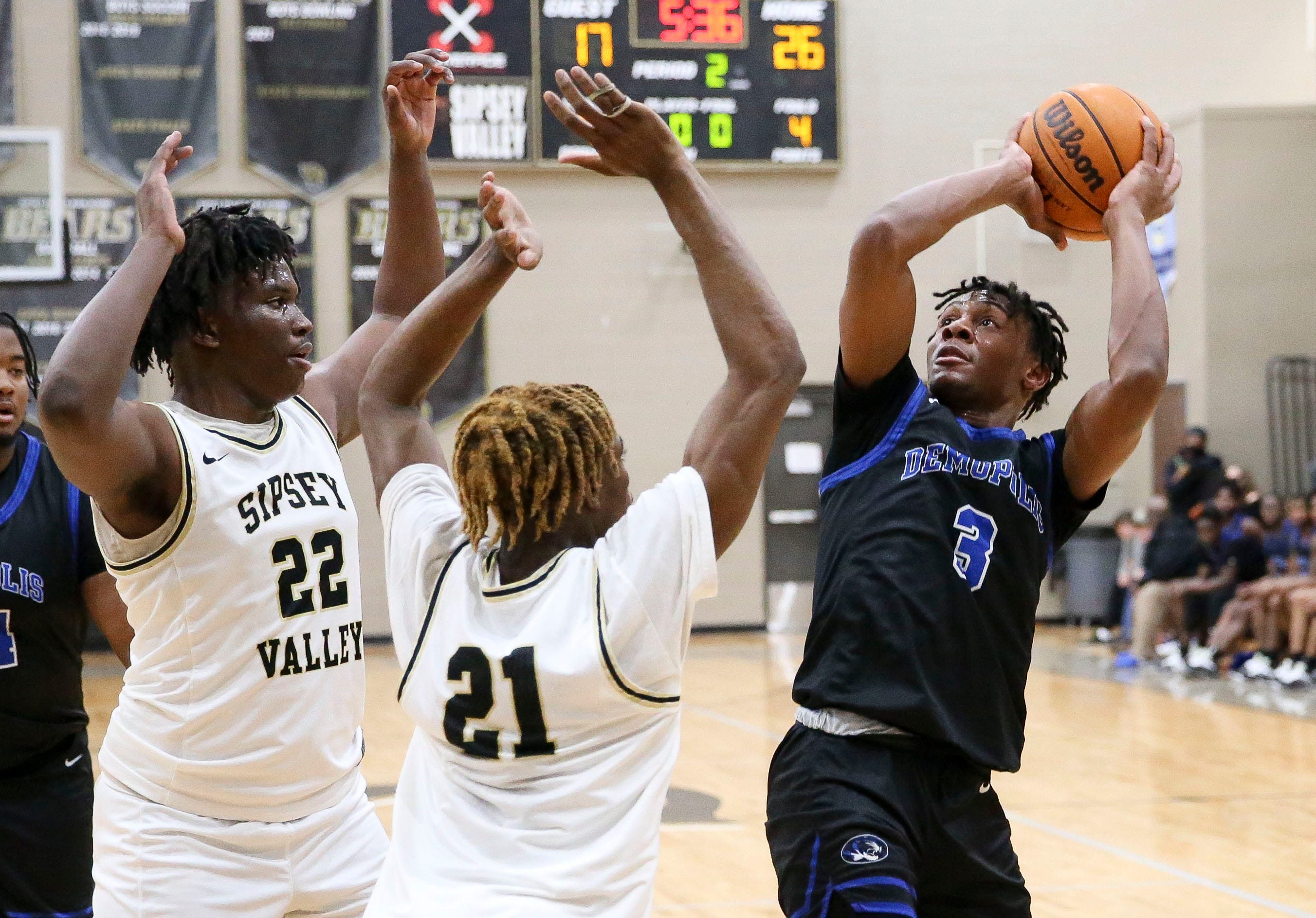 What Jamyas Davis' return means for Martavious Russell, Sipsey Valley