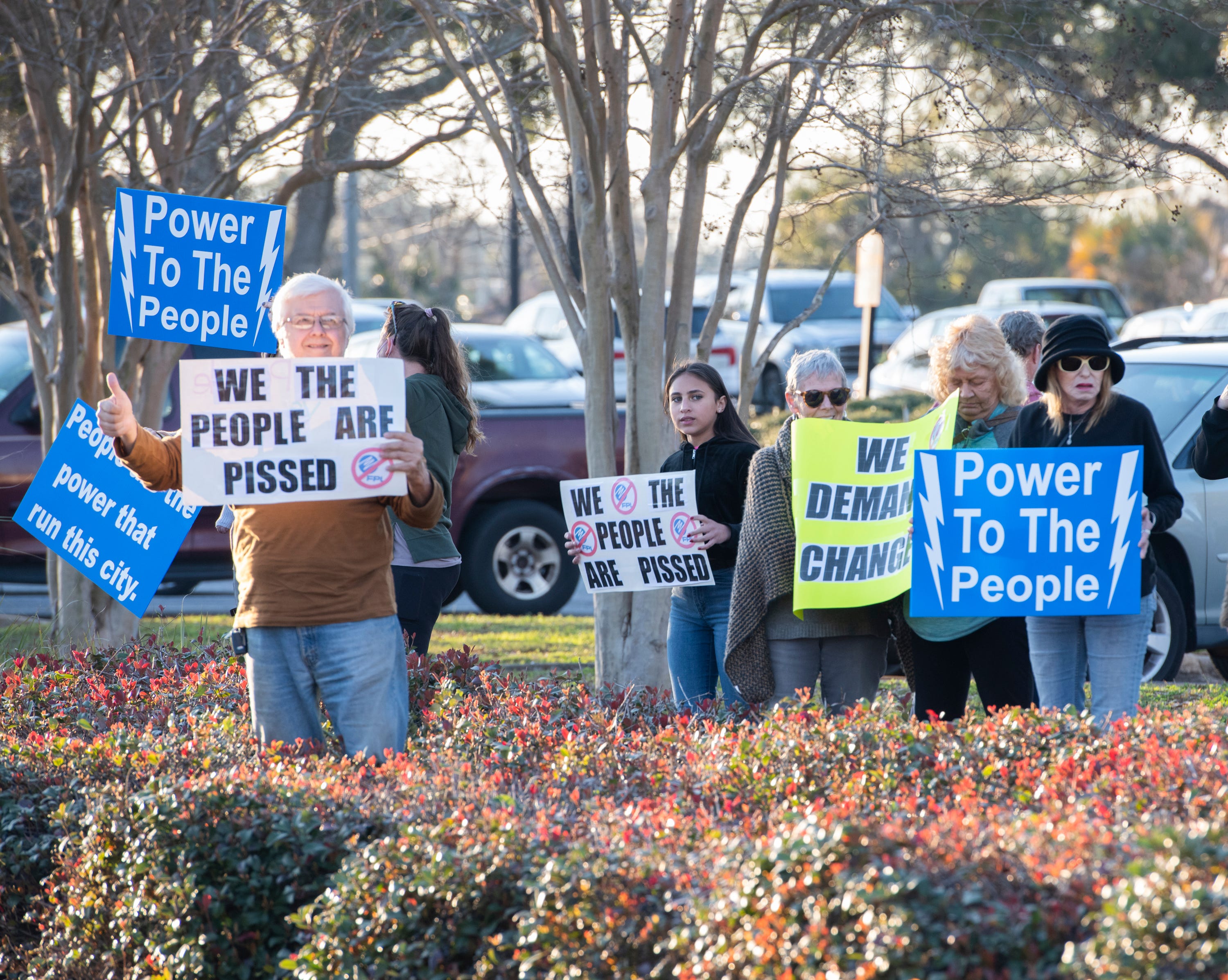 Pensacola electric utility feasibility study divides city council