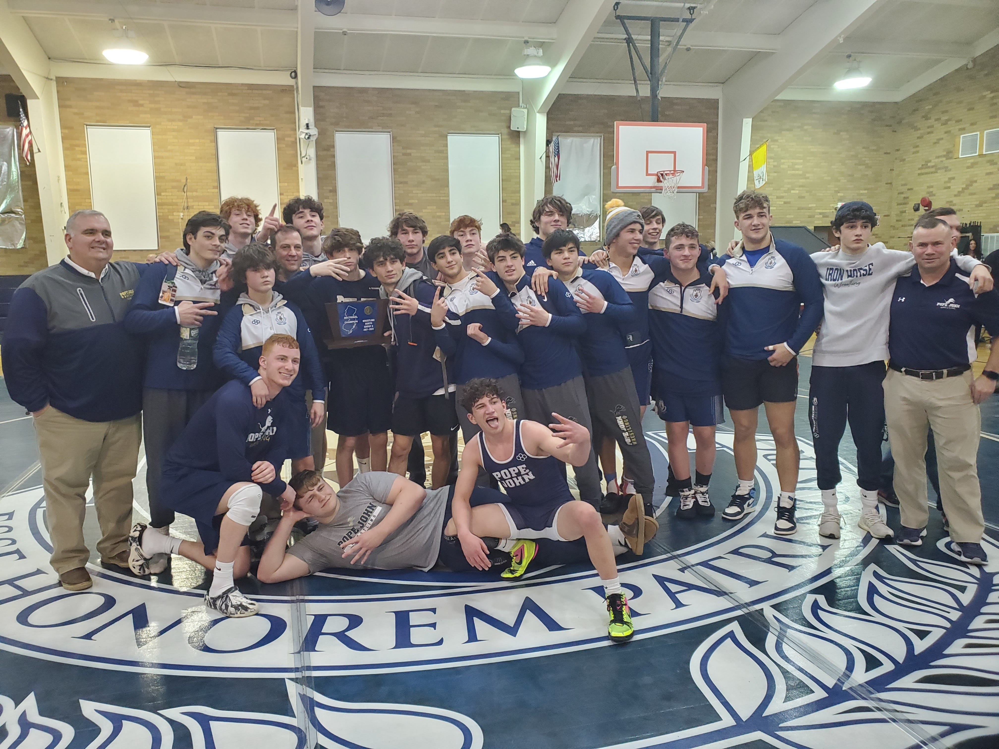 Pope John NJ wrestling defeats St. Thomas Aquinas in finals