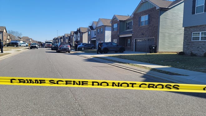 Murfreesboro police are investigating after a shooting left one dead and two hurt off Nancy Seward Drive on Sunday afternoon.