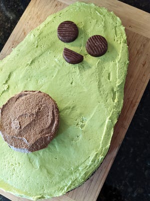 Bright green buttercream cream cheese is versatile and healthy.