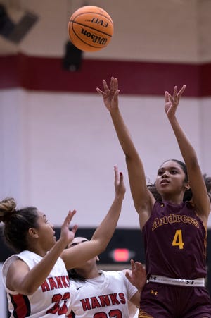 Andress' Marissa Hargrave (4) shoots the ball at a girls basketball bi-district playoff game against Hanks Tuesday, Feb. 15, 2022, at Hanks High School in El Paso, Texas.