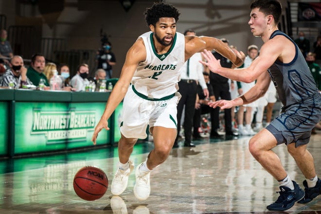 Kansas native Trevor Hudgins finishing collegiate basketball ...