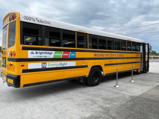 An electric school bus in Tennessee is typical of those that might be picking up students in Fairfield as soon as next year.