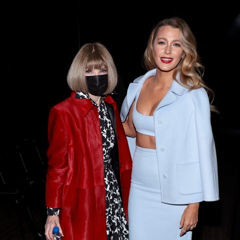 NEW YORK, NEW YORK - FEBRUARY 15: Anna Wintour and