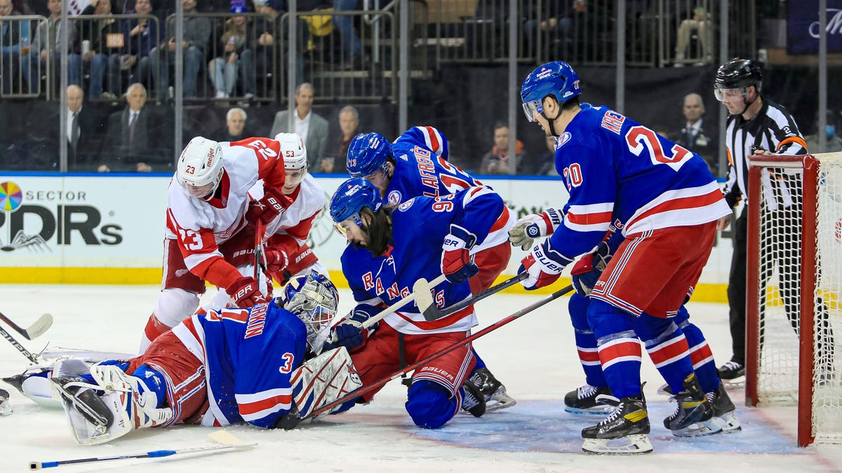 Detroit Red Wings vs. New York Rangers: Best photos