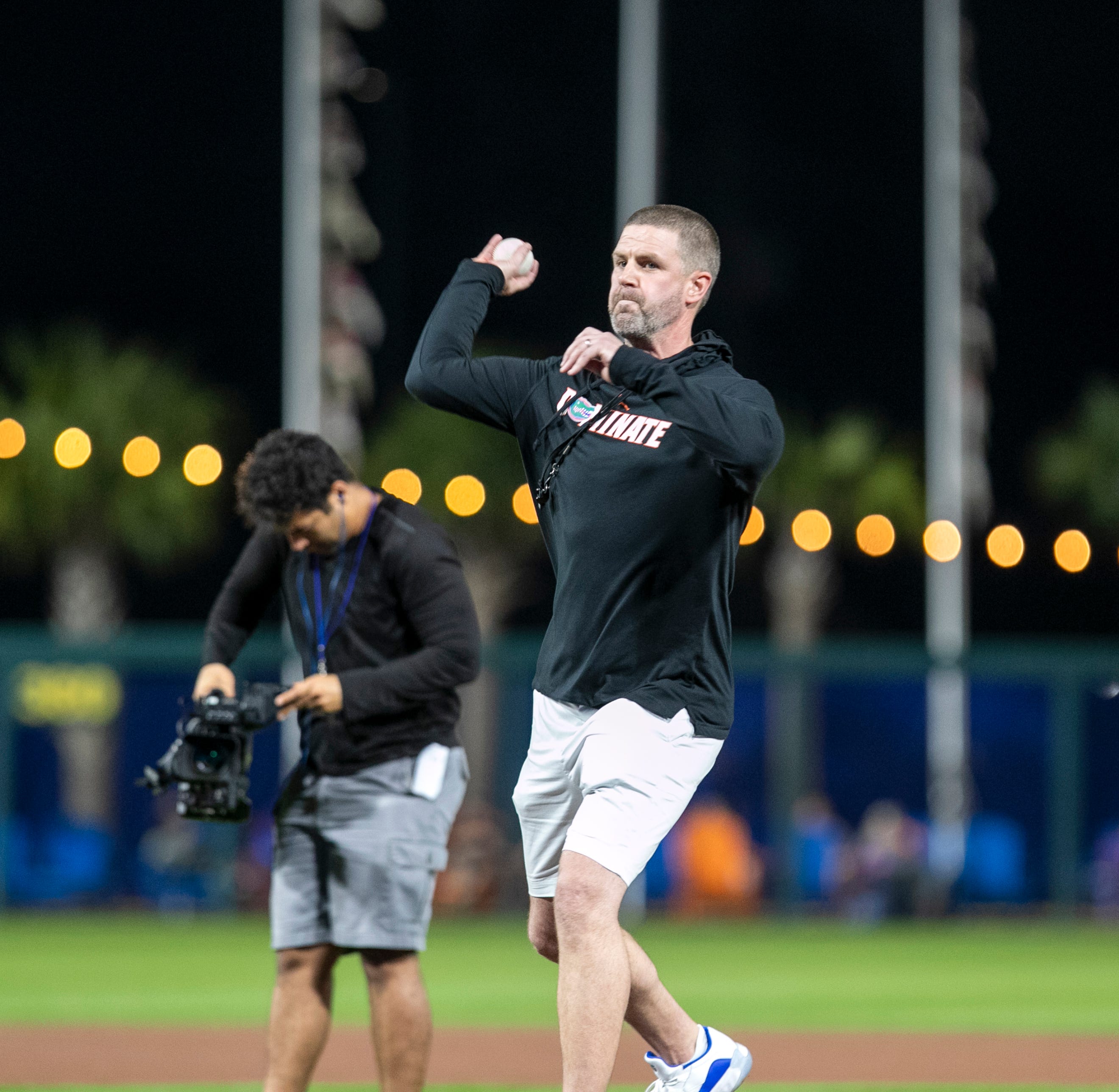 Florida football coach Billy Napier throws out first pitch at UF