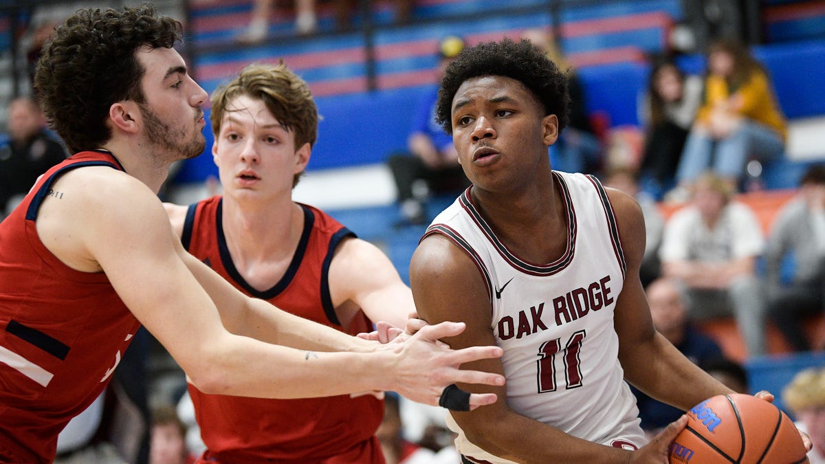 PrepXtra: West plays Oak Ridge in district 3 AAAA semifinals basketball in photos