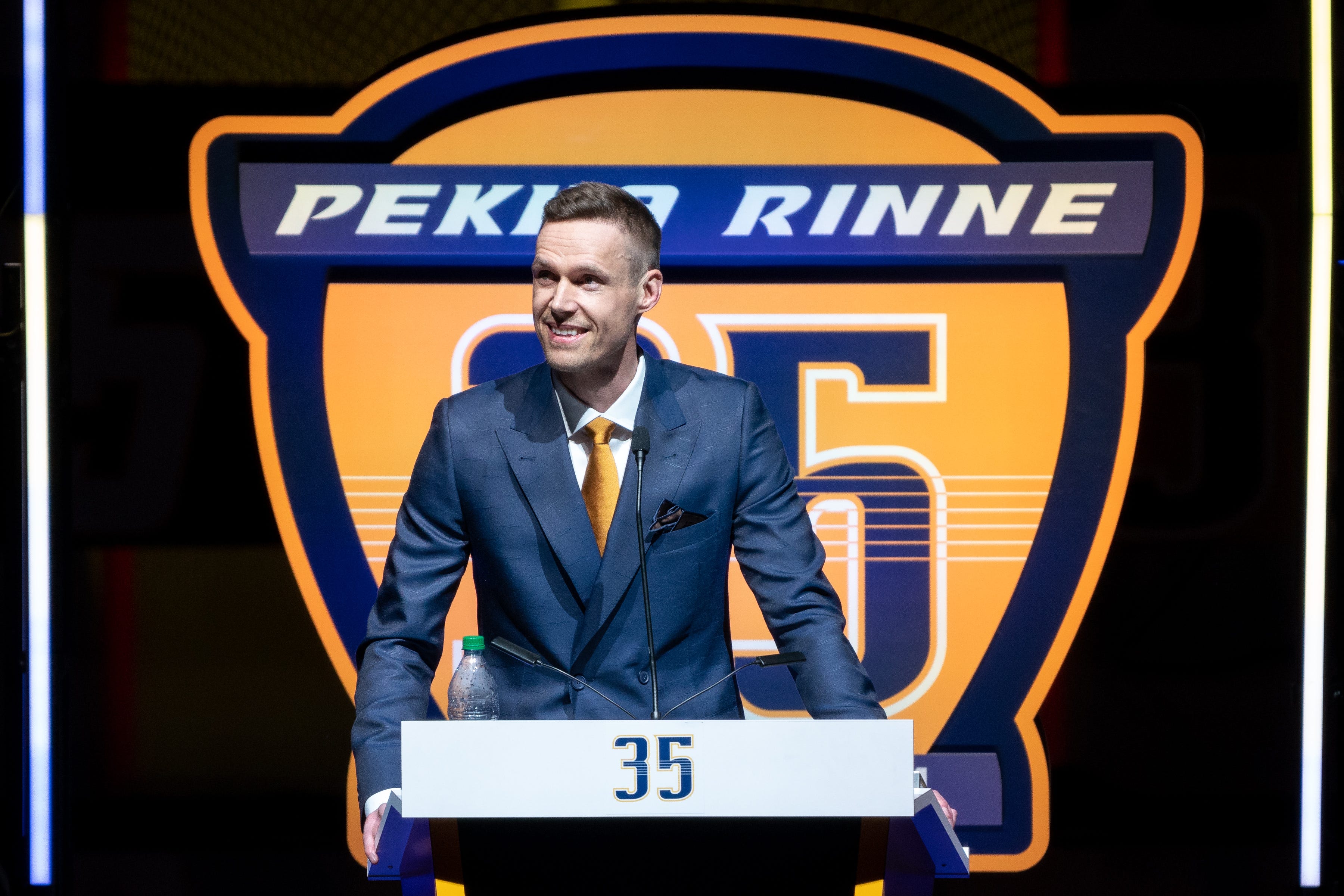 Watch Pekka Rinne throw catfish on ice before Nashville Predators outdoor game