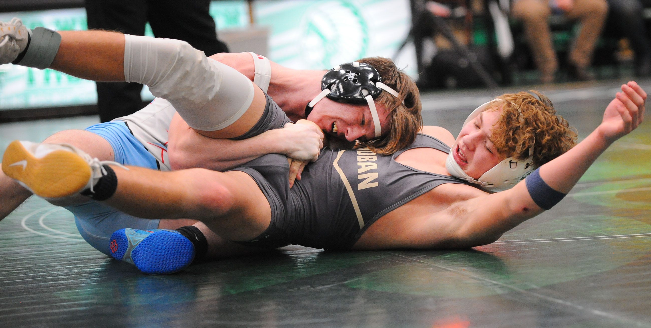 1bb83c41-aed8-4870-afbc-a90f86e3708a-220226_WB_OHSAA_Wrestling_4_Skol.jpg