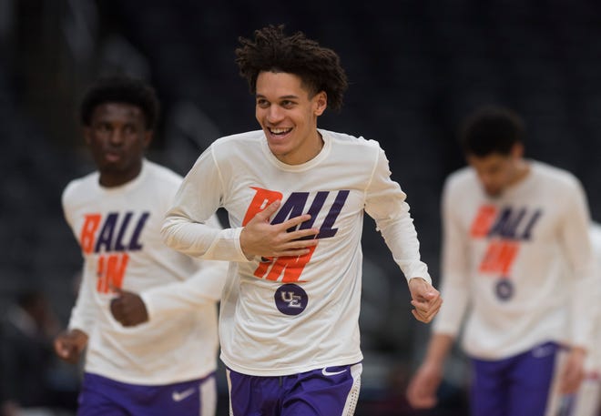 Evansville’s Blaise Beauchamp (13) heads to the locker room after warmups ahead of the University of Evansville Purple Aces game against the Valparaiso University Beacons during the Missouri Valley Conference Tournament at the Enterprise Center in St. Louis, MO., Thursday, March 3, 2022. The No. 10 Evansville Purple Aces fell to the No. 7 Valparaiso Beacons,  81-59.