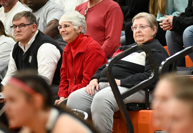 Ellen Lawrence (right) coached the Whippets to the 1991-92 state runner-up trophy, a team current Shelby coach Natalie Lantz starred on as a junior point guard.