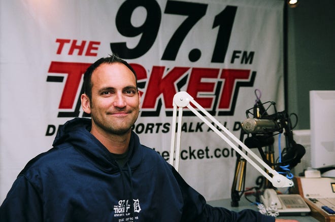 Doug Karsch, Jon Jansen menjadi tim siaran radio sepak bola Michigan