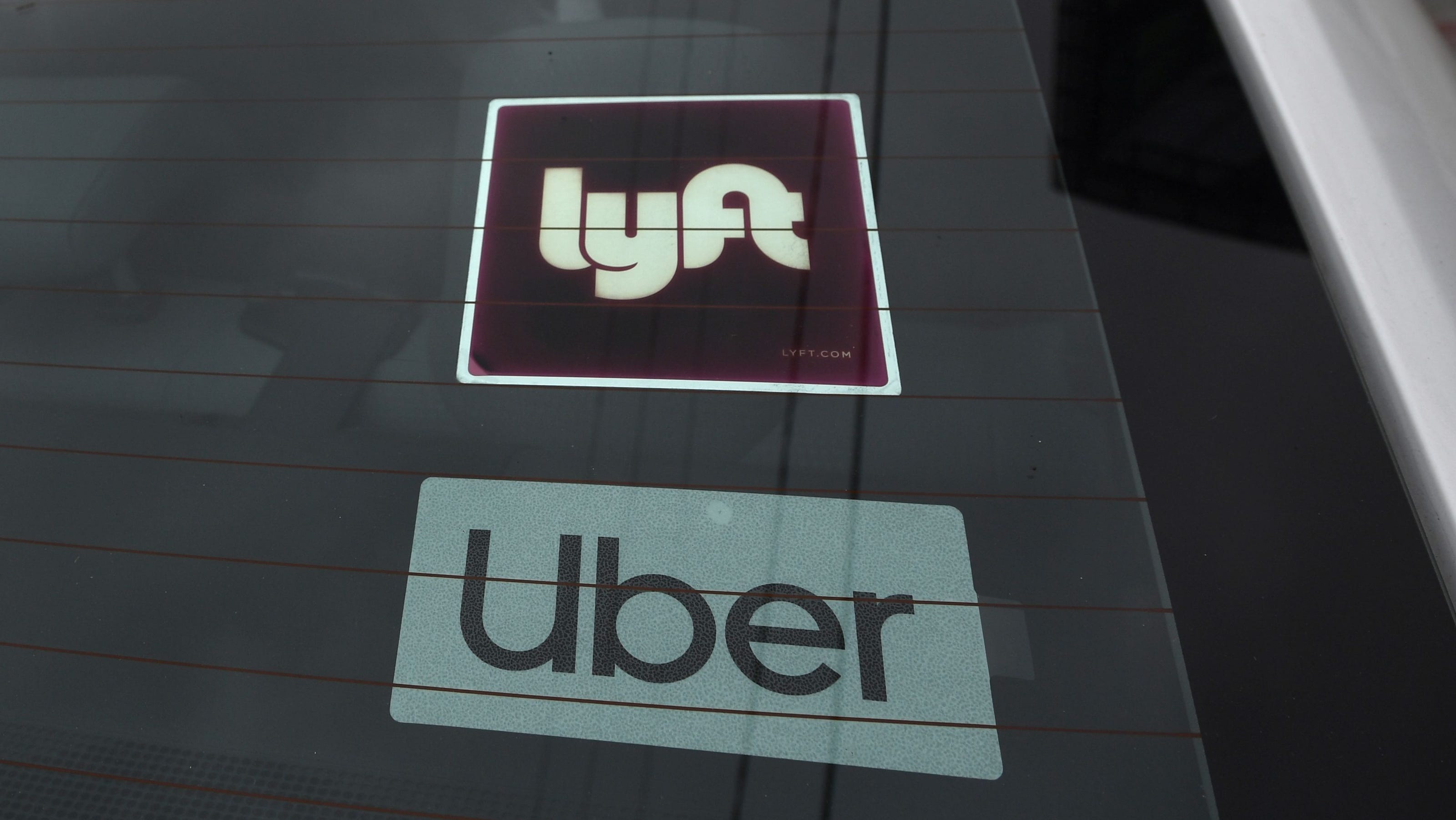 How Much Do Lyft Drivers Make In Miami How much do Lyft drivers make? Lyft driver salary range including tips