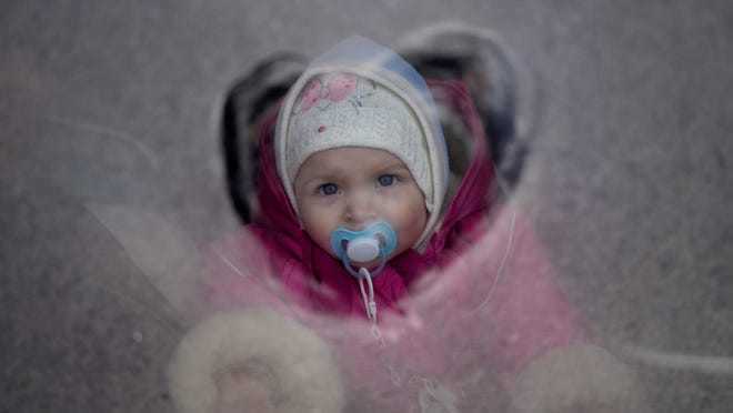 Une Ukrainienne chante “Let it Go” de “Frozen” dans la vidéo d’un abri anti-aérien
