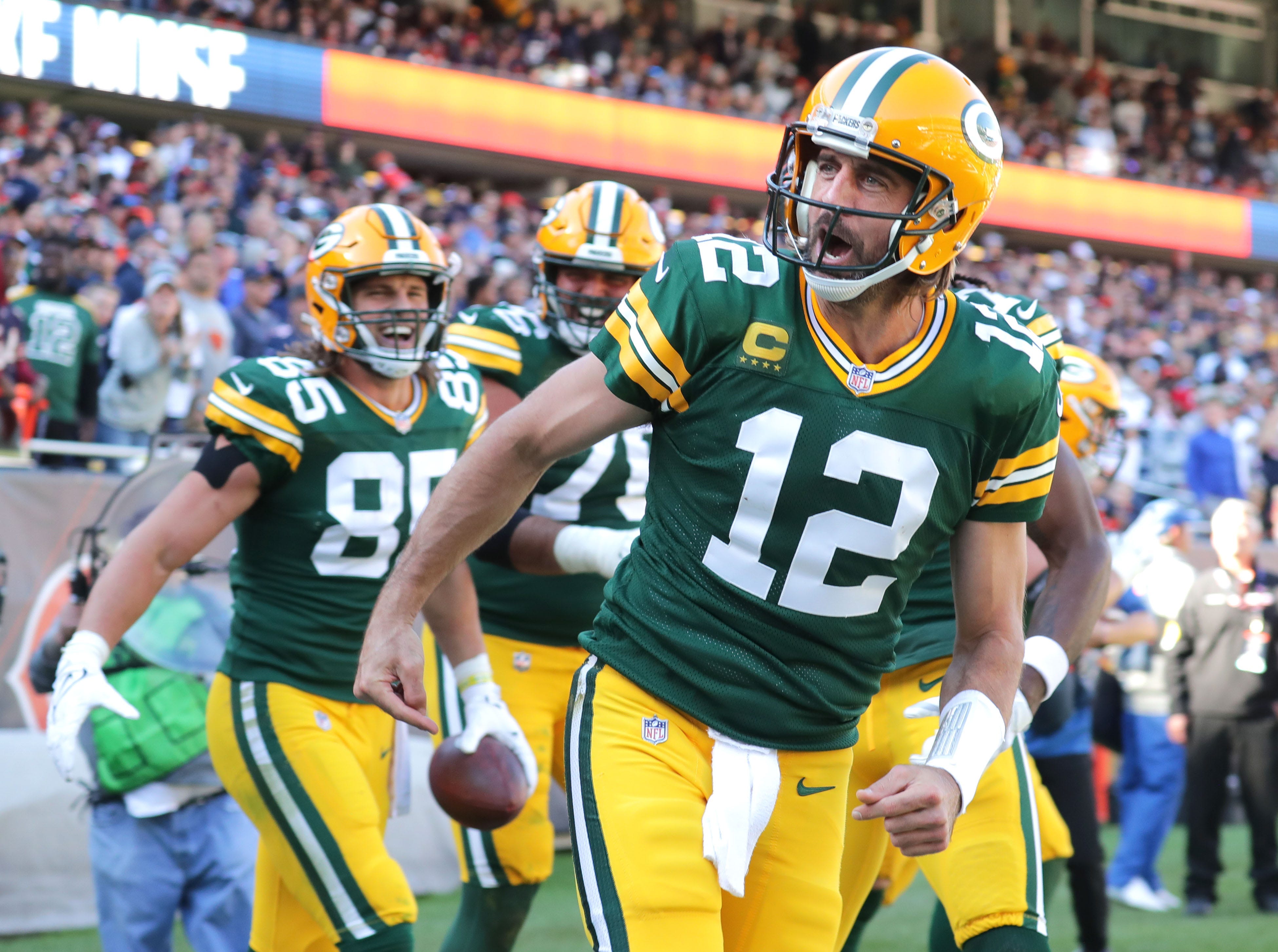 How Aaron Rodgers, Packers made new deal happen, and what it means going forward thumbnail